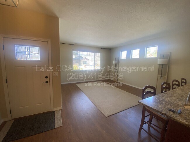 Building Photo - 1148 W Grove Way
