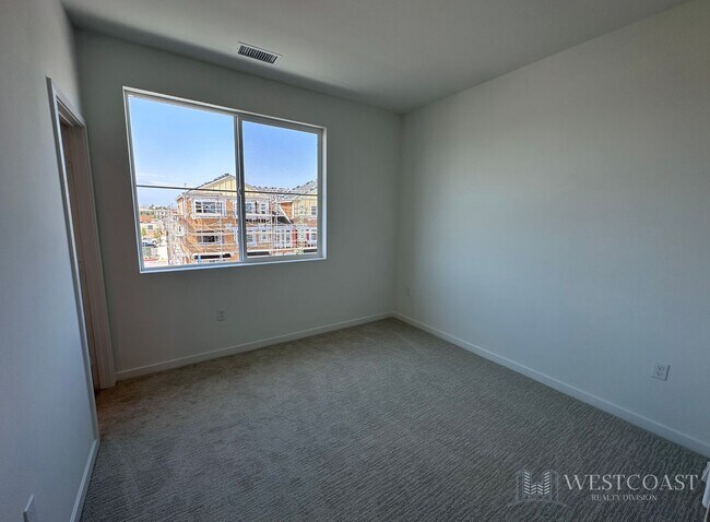 Building Photo - 5954 Catskills Ct