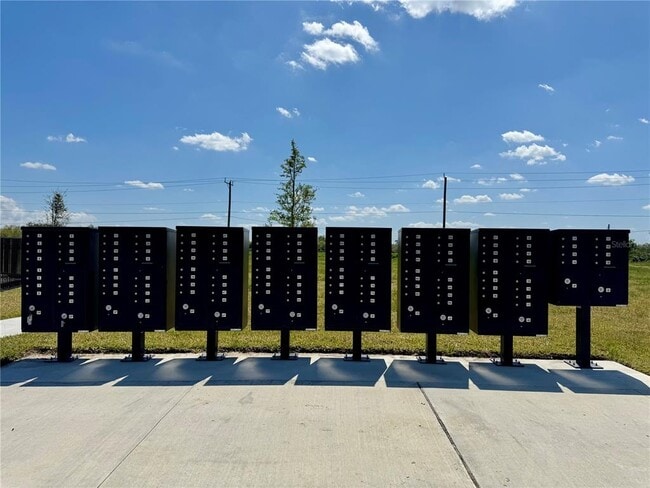 Building Photo - 3160 Emerald Acrs Ln