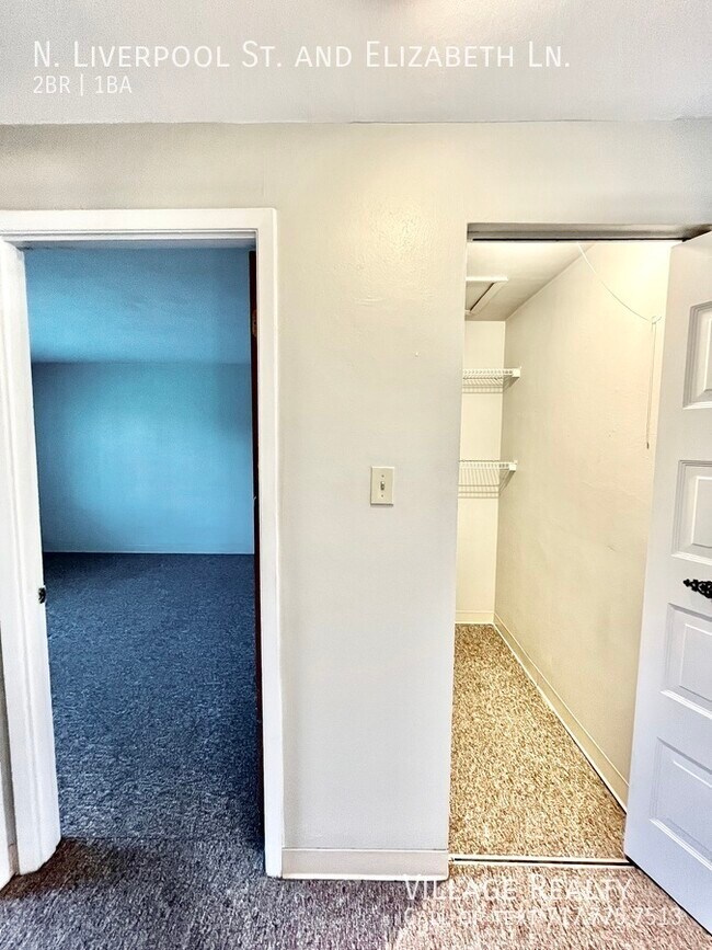 Building Photo - 75 N Liverpool St