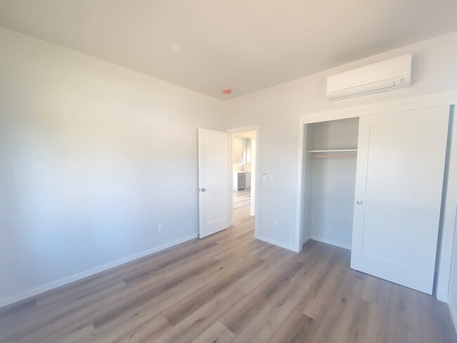 Building Photo - 395 S Mountain Ave