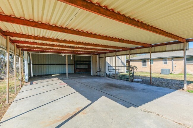 Building Photo - 802 Wright St