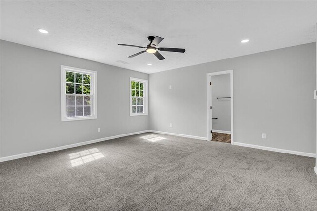 Building Photo - 5303 Kemper Pl