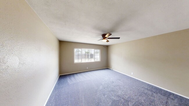 Building Photo - 359 Santa Rita Pl