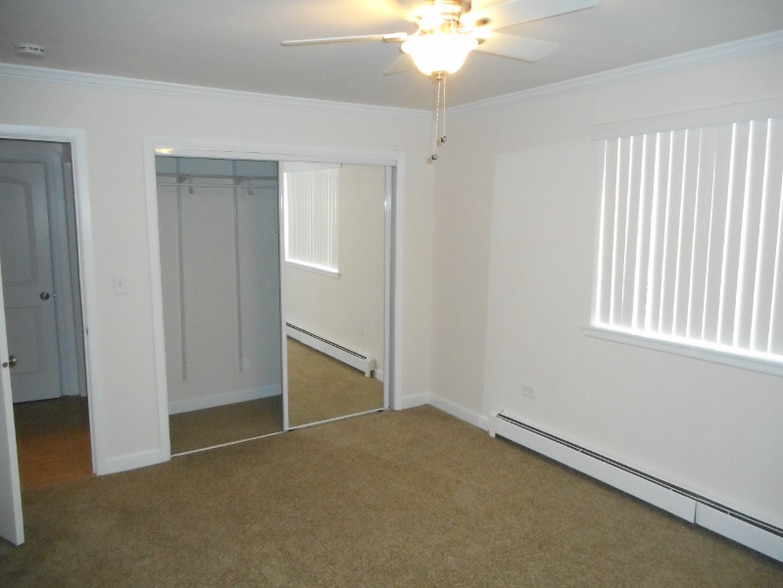 Building Photo - 244 N Smith St