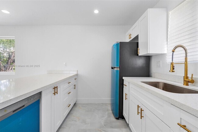 Building Photo - 2926 NW 58th St