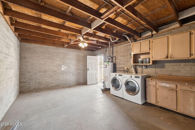 Building Photo - 8050 W Weldon Ave