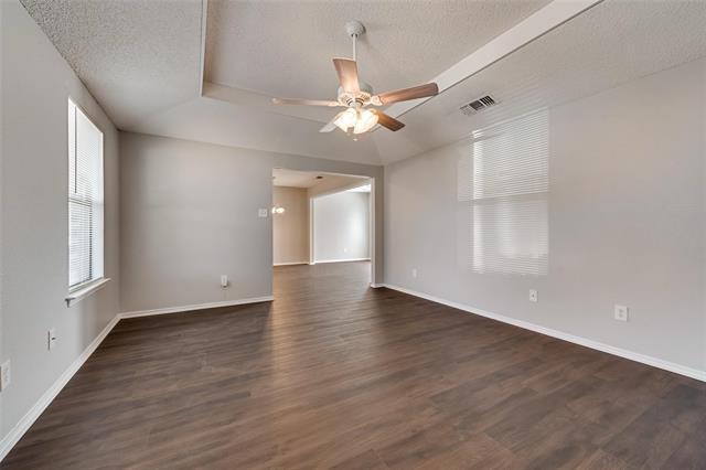 Building Photo - 1122 Rogers Ln