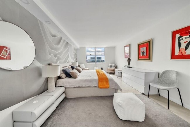 Building Photo - 250 174th St