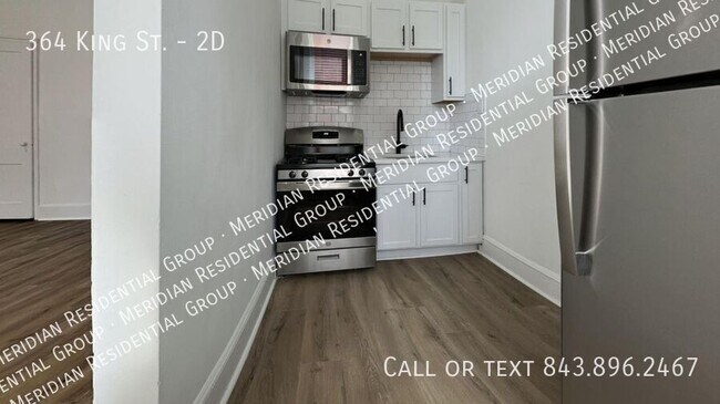 Building Photo - 364 King St