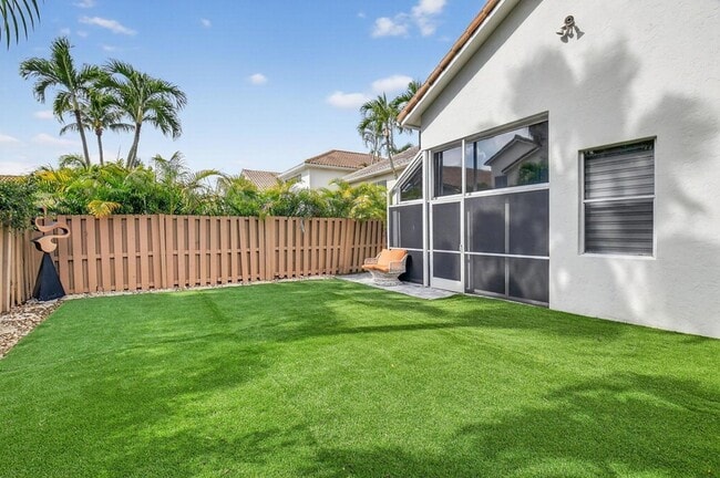 Building Photo - 6668 NW 25th Terrace