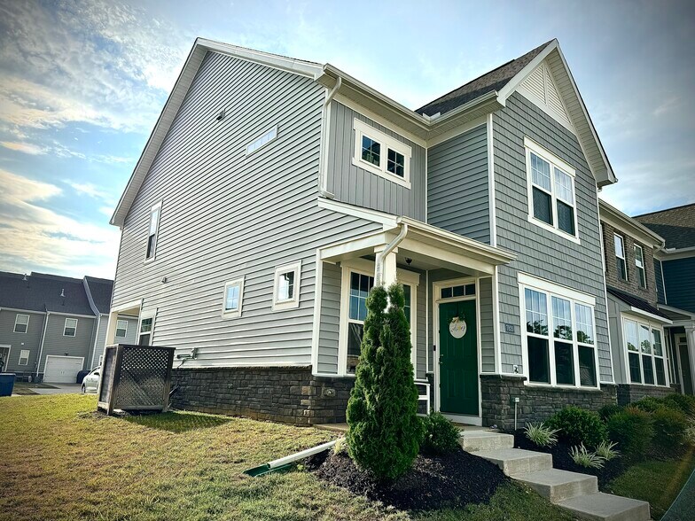 Building Photo - 7820 Vermeil St