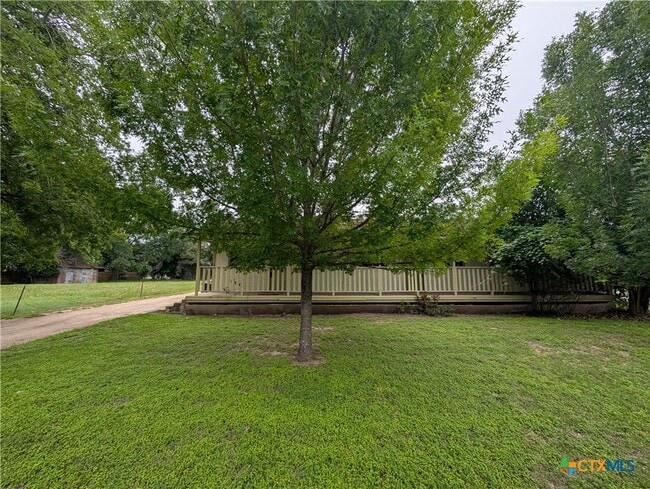 Building Photo - 165 Richter Ln