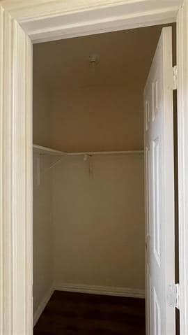 Building Photo - 709 E Crafton St