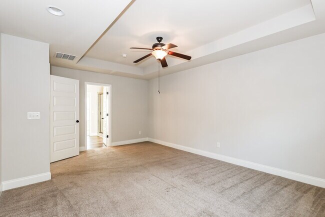 Building Photo - 1157 Pebble Ridge Dr