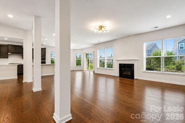 Building Photo - 9618 Kartey Ave NW