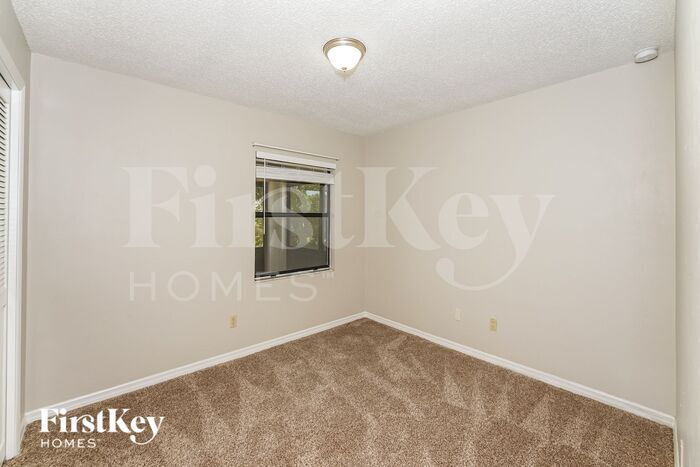 Building Photo - 142 Pepperdine Dr