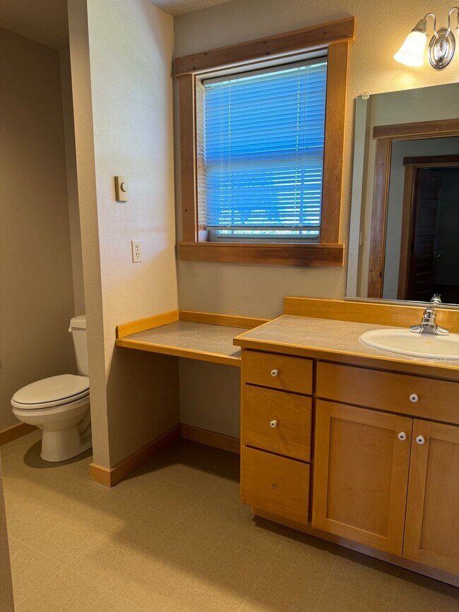 Building Photo - Make this beautiful country home yours! Our home is available for immediate rent.