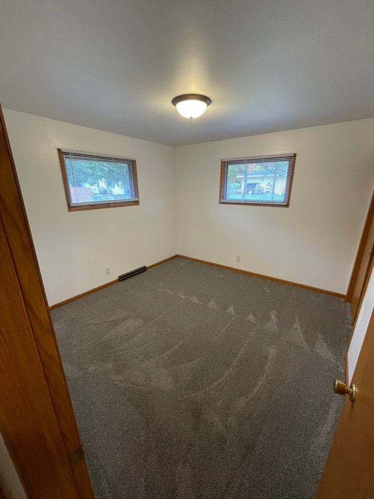 Building Photo - 2933 Leslie Ln