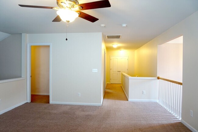 Building Photo - Showing will Start on May 17th! Gorgeous 3...