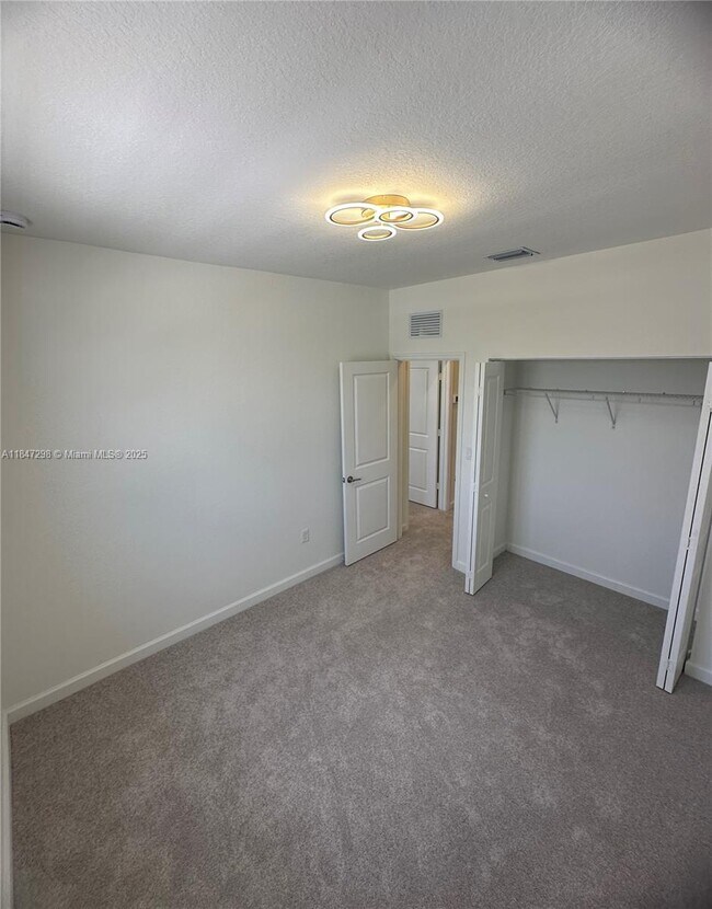 Building Photo - 2627 SE 28 Street