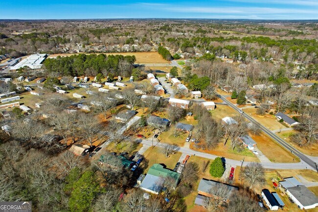 Building Photo - 127 Perry St