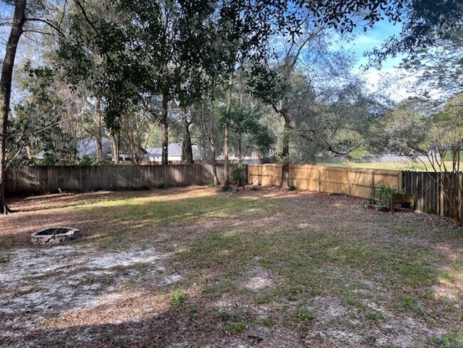 Building Photo - 6106 SW 85th St