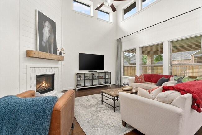 Building Photo - 27121 Holtwood Grove Rd