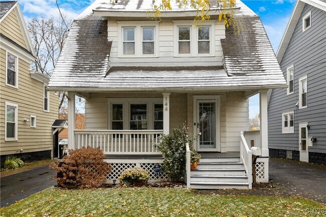 Primary Photo - 144 Durston Ave