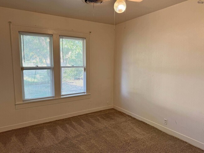 Building Photo - 4594 US-287