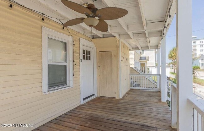 Building Photo - 1718 1st St N