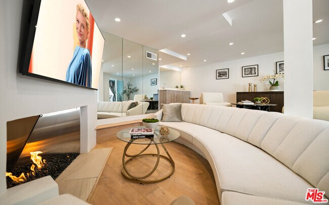 Building Photo - 1415 Braeridge Dr