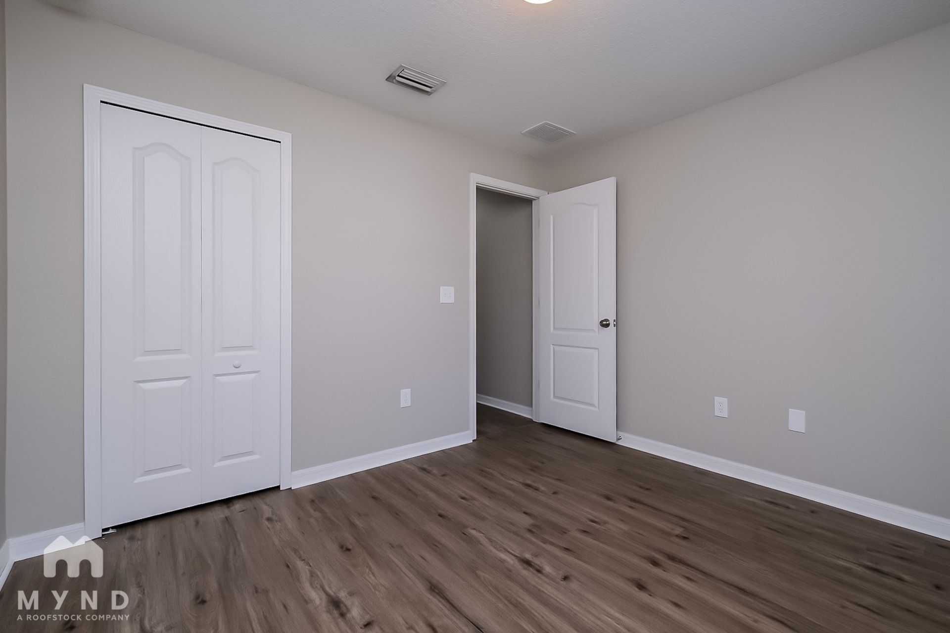 Building Photo - 8133 Alamosa Wood Ave