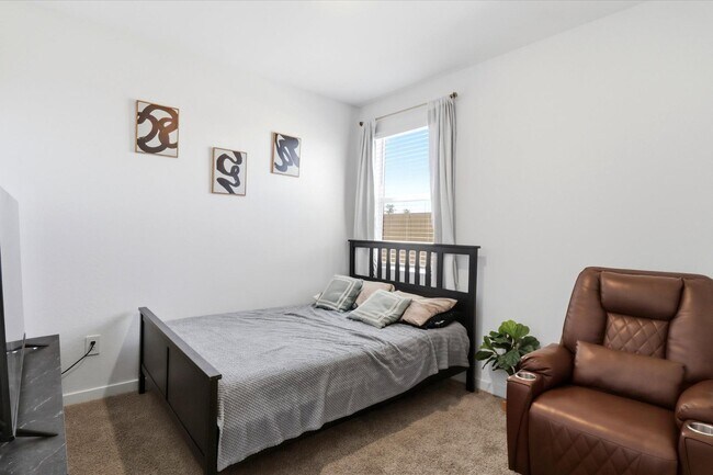 Building Photo - 19295 N Avelino Dr