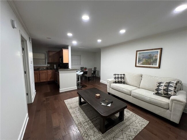 Primary Photo - 48 Peachtree Ave NE