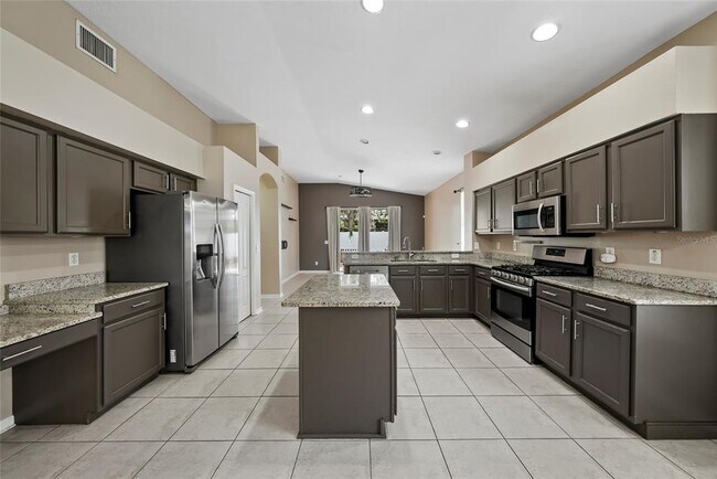 Building Photo - 13804 Sigler St