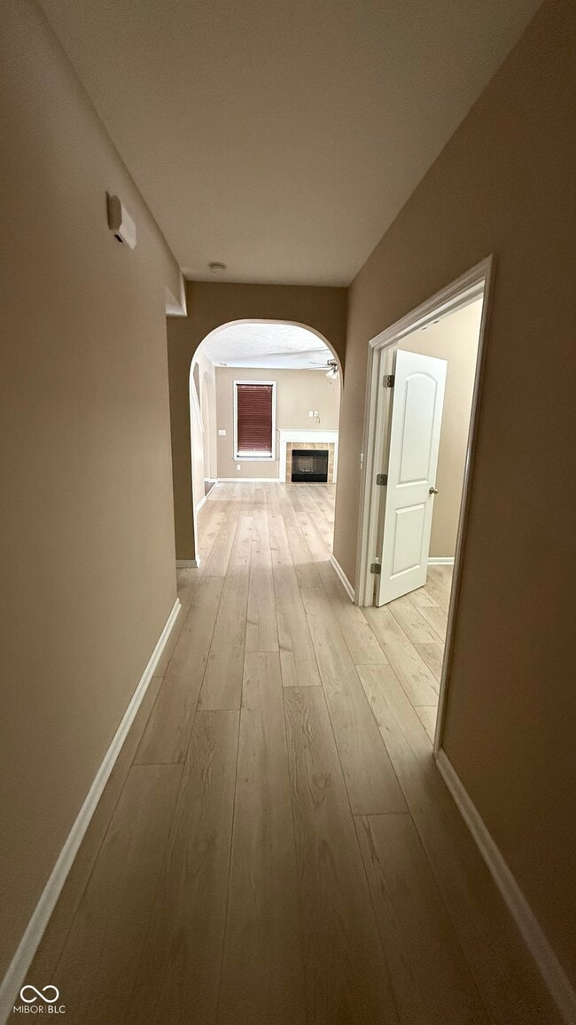 Building Photo - 5784 Pebblebrooke Rd