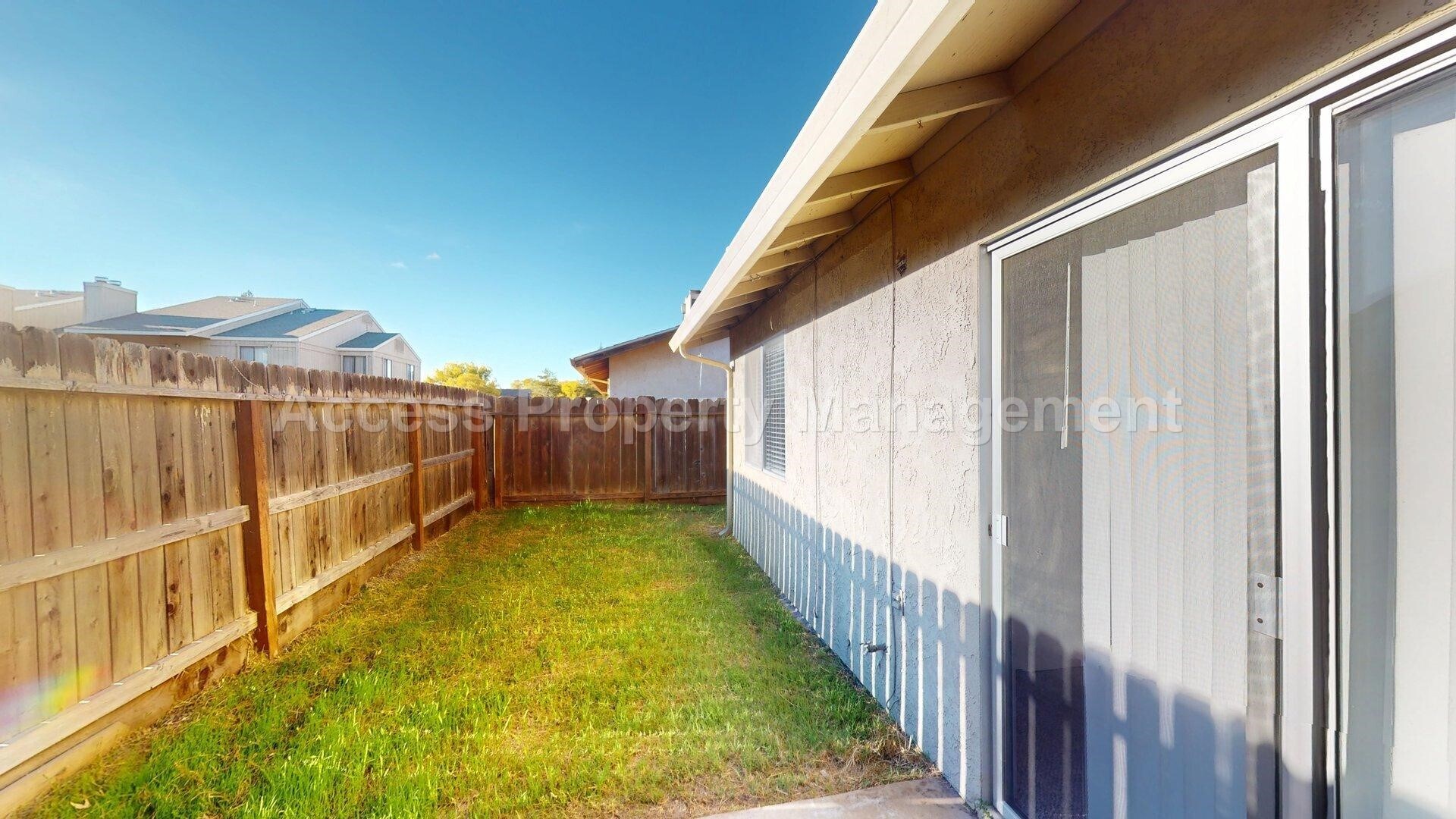 Building Photo - 3603 San Clemente Ave