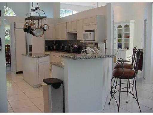 Building Photo - 9067 Long Lake Palm Dr