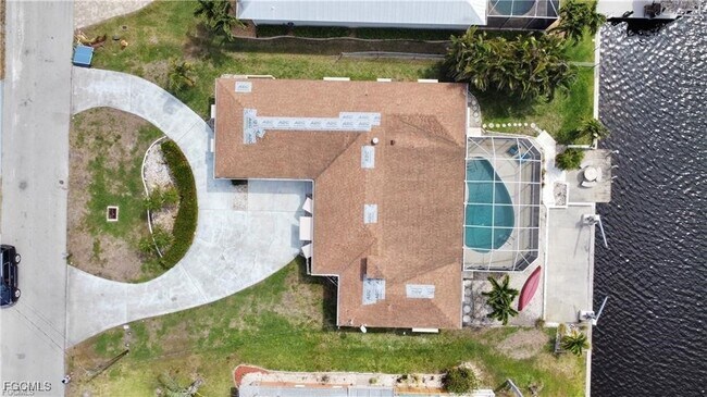 Building Photo - 5330 Majestic Ct