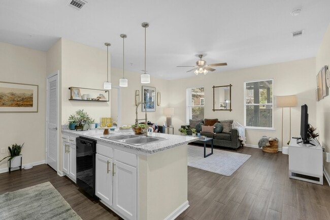 Building Photo - The Flatts Starkville