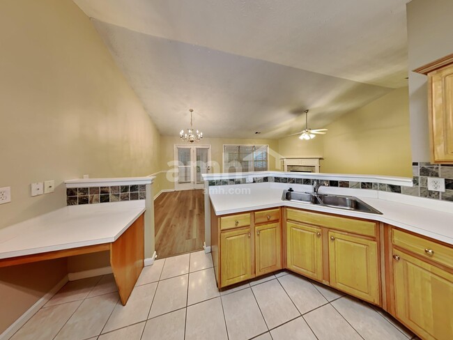 Building Photo - 3391 Washington Commons Ave NW