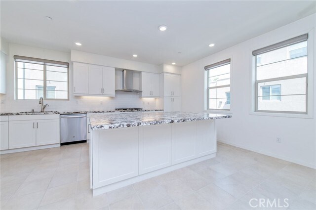 Building Photo - 173 Cadence