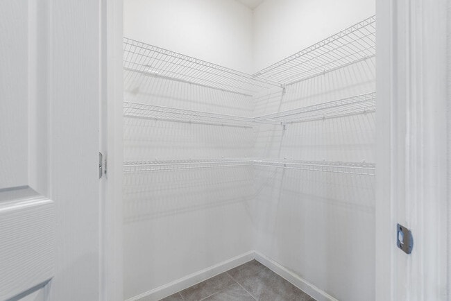 Building Photo - 3202 SW Martin St