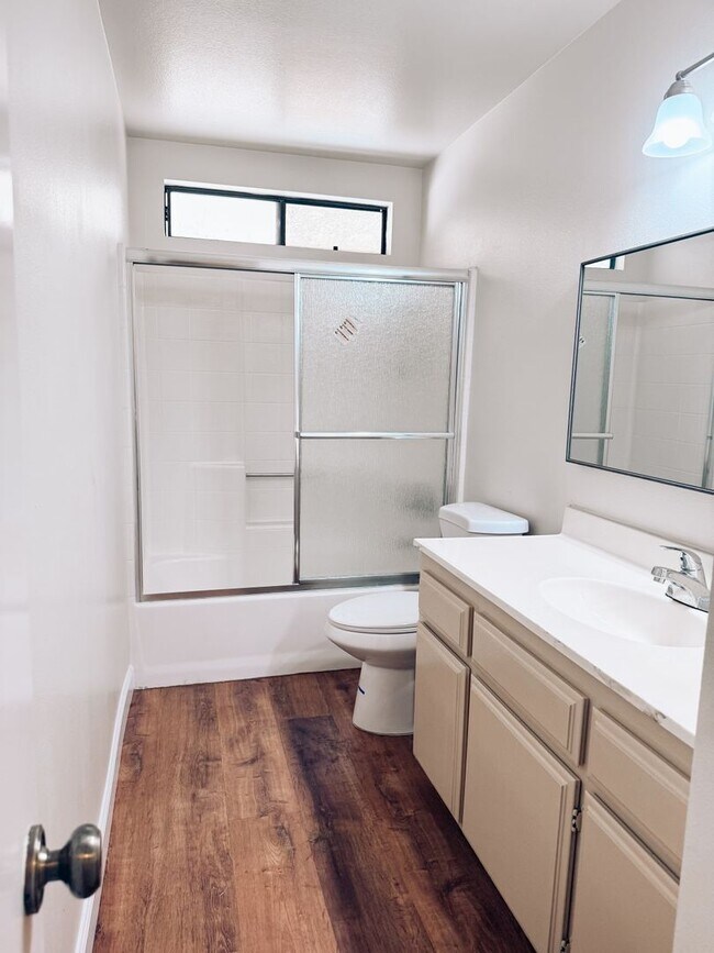 Building Photo - 6152 Orange Ave