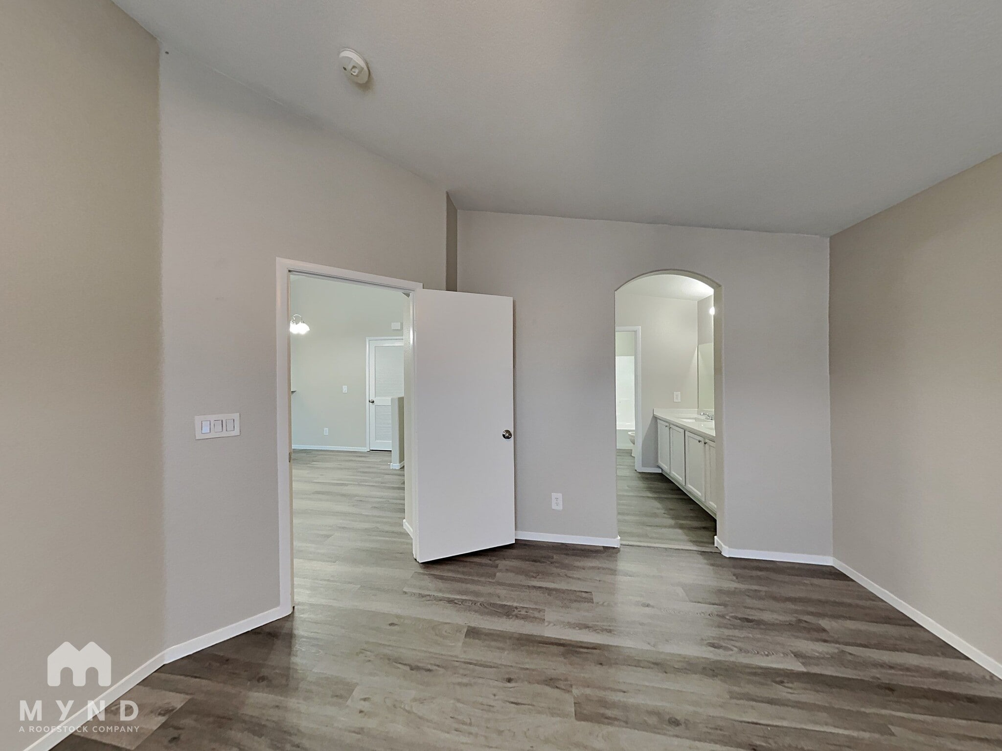 Building Photo - 1633 Lefty Garcia Way