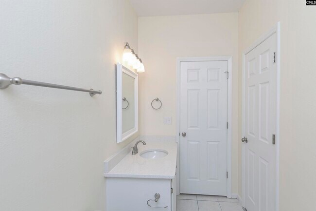 Building Photo - 106 Hutto Hill