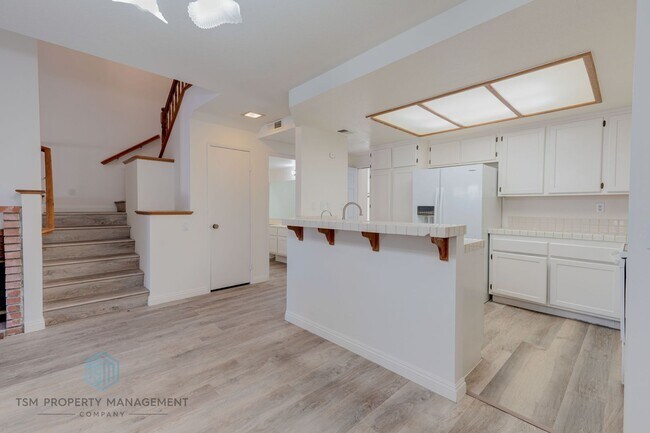 Building Photo - 2 Bed 2.5 Bath Montefino Townhome in the Heart of Diamond Bar!