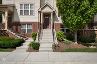 Building Photo - 220 Laurel Ave