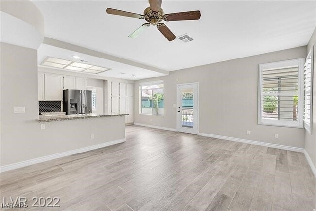 Building Photo - 9725 Hitching Rail Dr